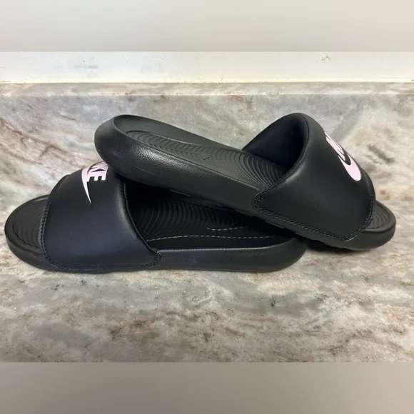 Nike Victori One Women's Slides - Picture 4 of 5